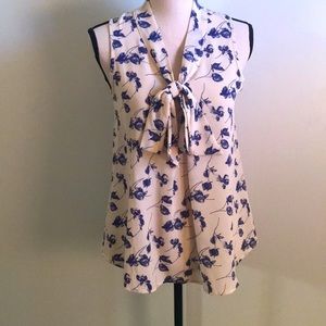 Siren Lily sleeveless blouse